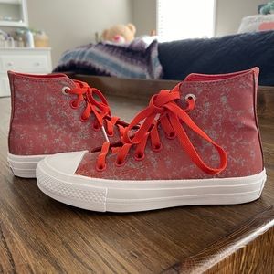 Never worn High top all star Chuck Taylor’s